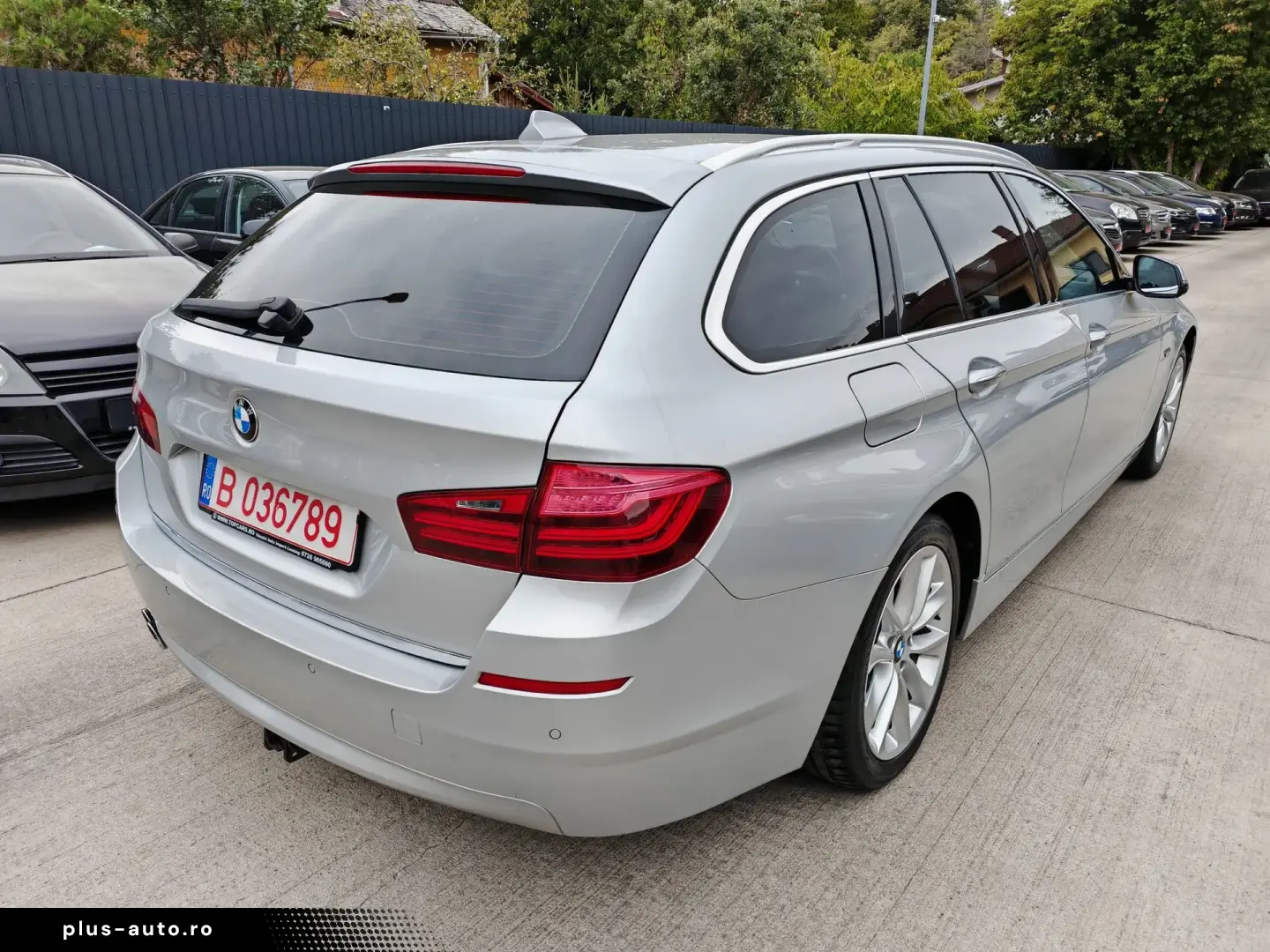 BMW Seria 5 518d Touring Aut. Luxury Line
