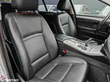 BMW Seria 5 518d Touring Aut. Luxury Line