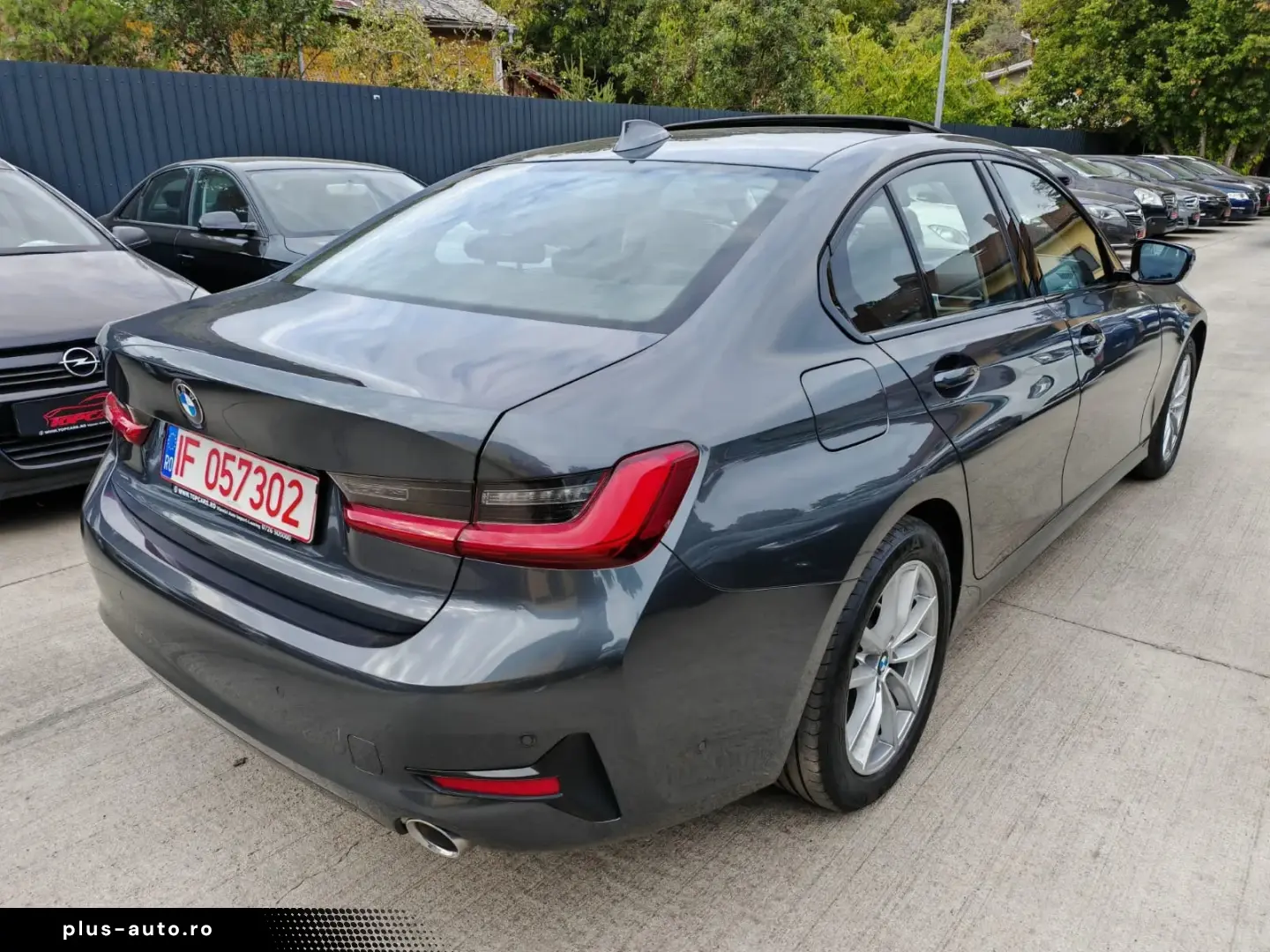 BMW Seria 3 320d Aut. Luxury Line