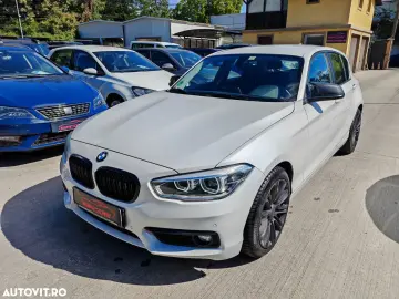 BMW Seria 1 118i Aut. Sport Line