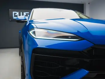 Lamborghini Urus SE 770 km Predare Leasing