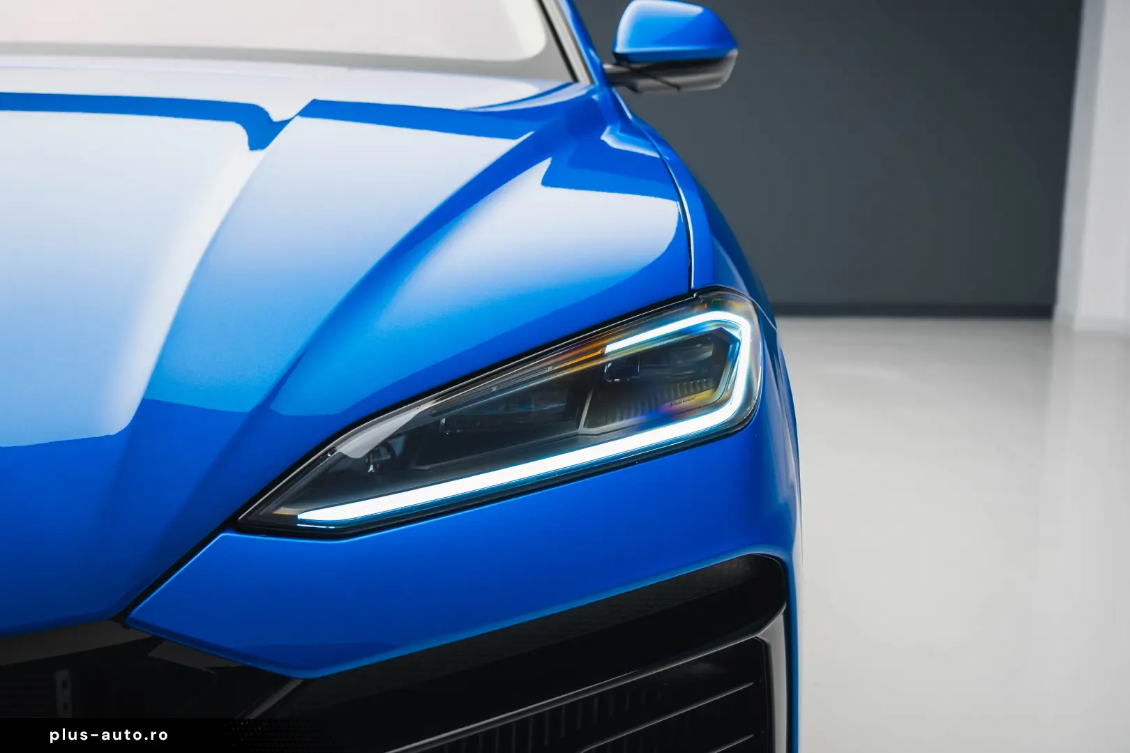 Lamborghini Urus SE 770 km Predare Leasing