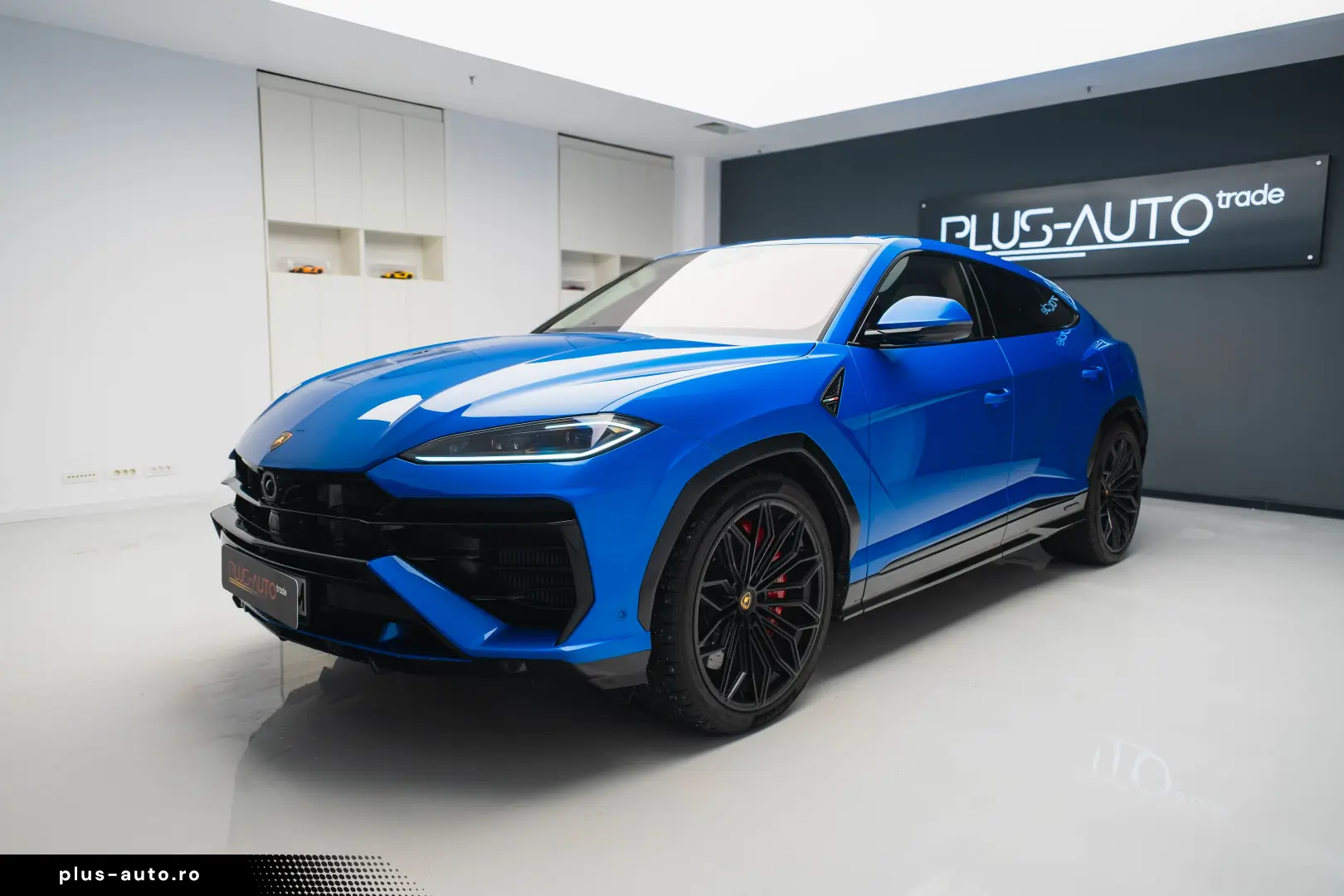 Lamborghini Urus SE 770 km Predare Leasing