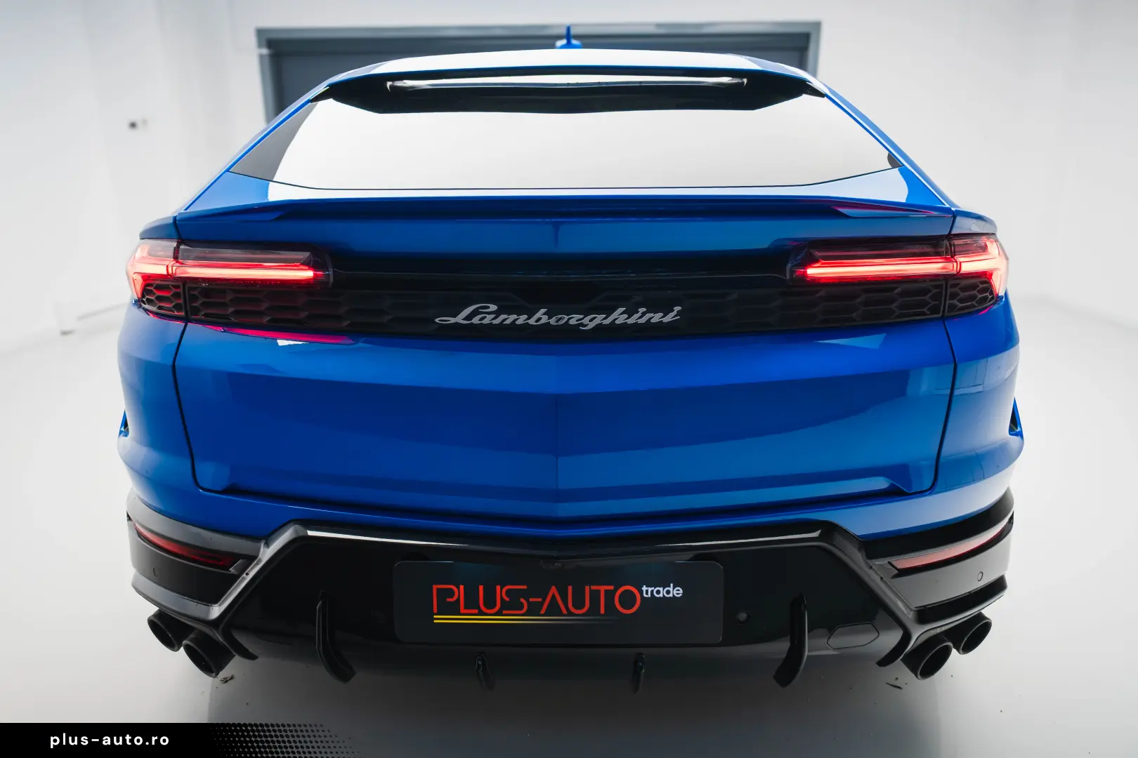 Lamborghini Urus SE 770 km Predare Leasing