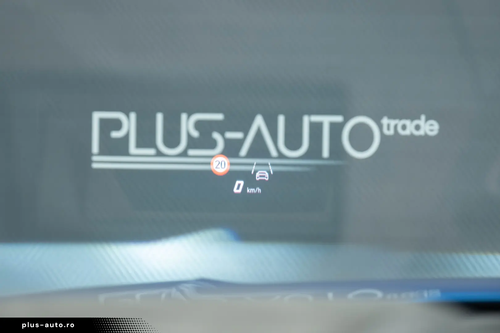 Lamborghini Urus SE 770 km Predare Leasing