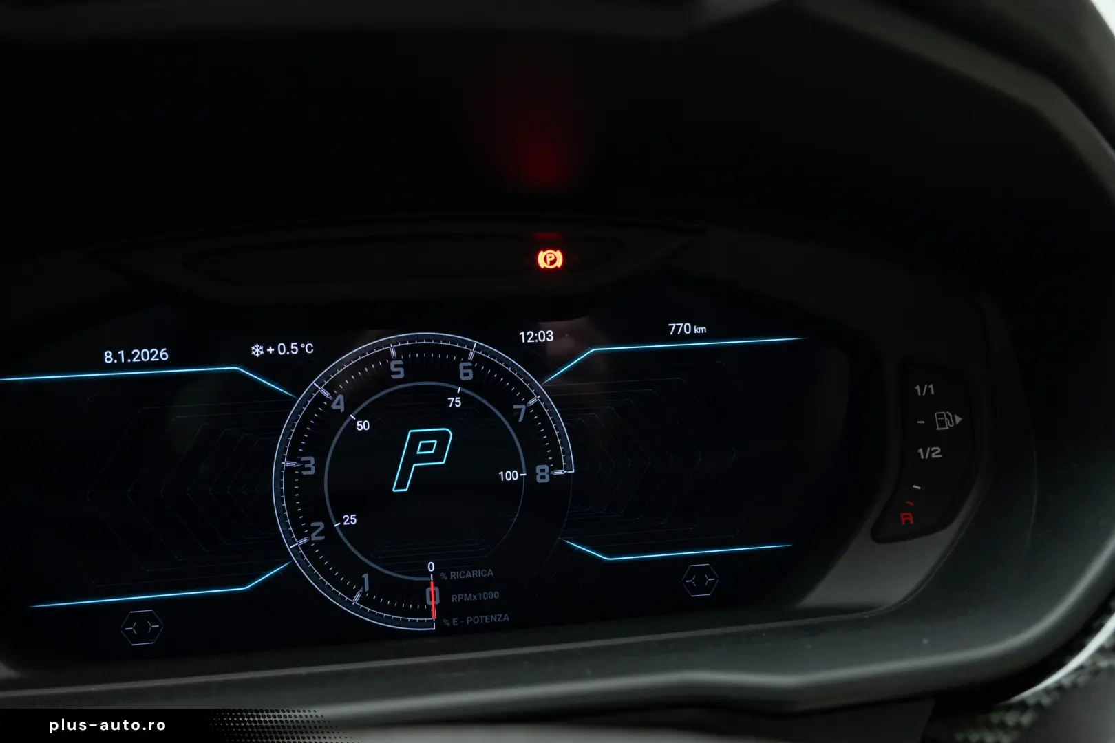 Lamborghini Urus SE 770 km Predare Leasing