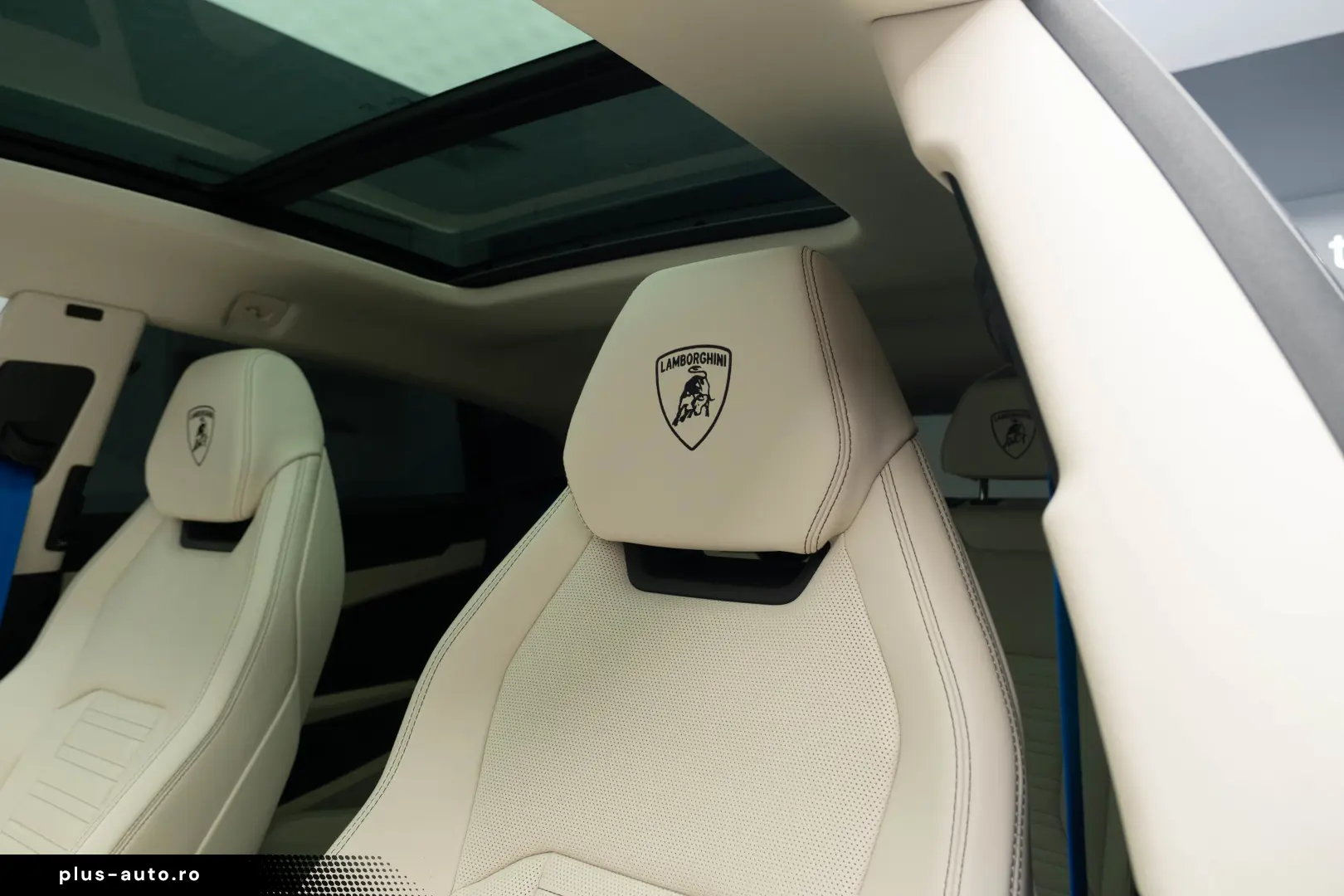 Lamborghini Urus SE 770 km Predare Leasing