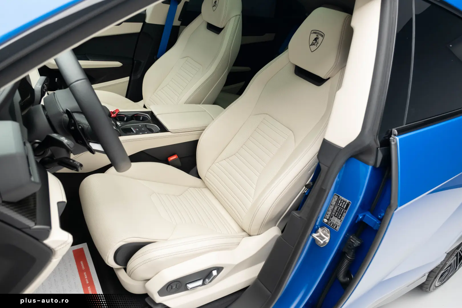 Lamborghini Urus SE 770 km Predare Leasing