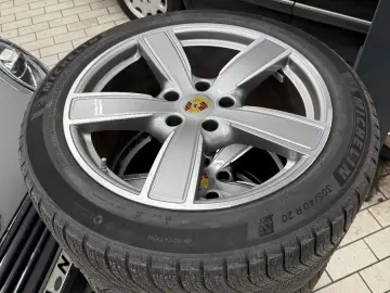 PORSCHE CAYENNE COUPE-HYBRID APPROVED 22 ZOLL MWST !