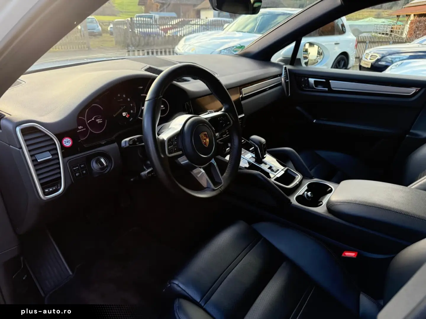 PORSCHE CAYENNE COUPE-HYBRID APPROVED 22 ZOLL MWST !