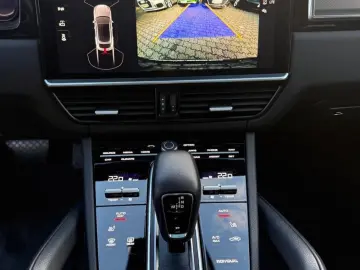 PORSCHE CAYENNE COUPE-HYBRID APPROVED 22 ZOLL MWST !