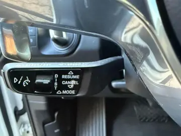 PORSCHE CAYENNE COUPE-HYBRID APPROVED 22 ZOLL MWST !