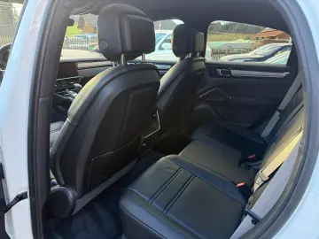 PORSCHE CAYENNE COUPE-HYBRID APPROVED 22 ZOLL MWST !