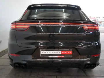 PORSCHE Cayenne Coupe Platinum SportDesign SpAbgas 18W