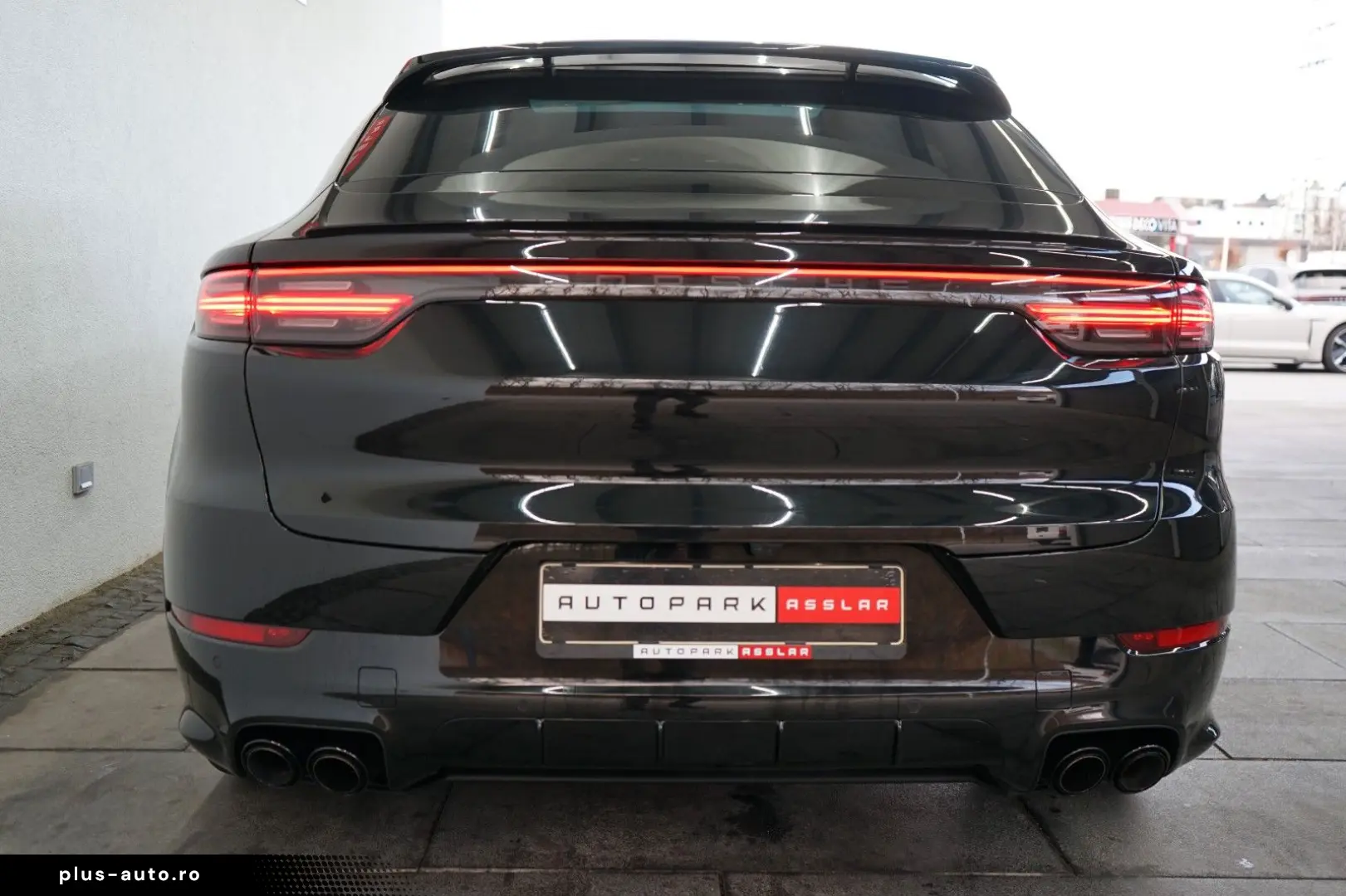 PORSCHE Cayenne Coupe Platinum SportDesign SpAbgas 18W