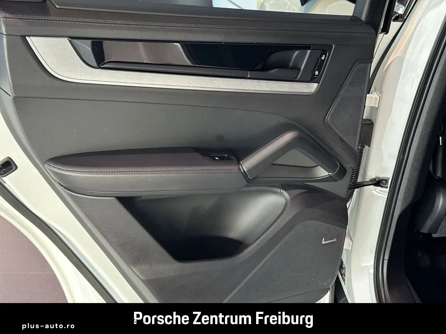 PORSCHE Cayenne E-Hybrid InnoDrive Surround-View BOSE