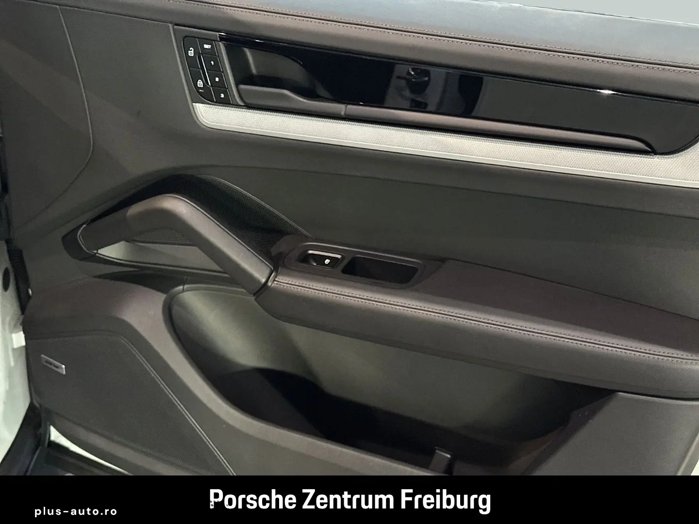 PORSCHE Cayenne E-Hybrid InnoDrive Surround-View BOSE