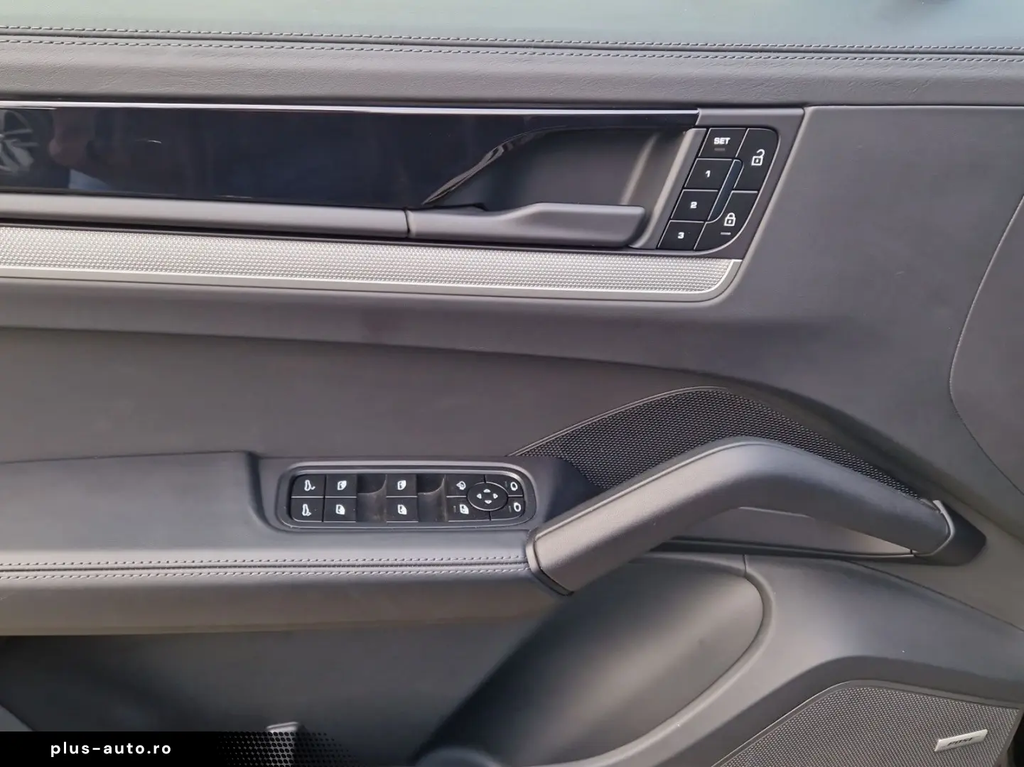 PORSCHE Cayenne SoftClose Bose Pano ACC HD-Matrix 360