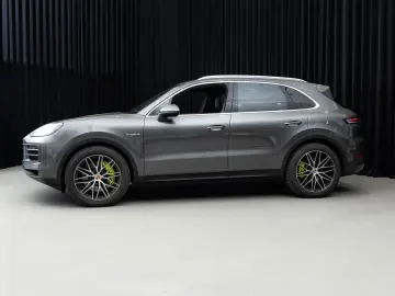PORSCHE Cayenne E-Hybrid
