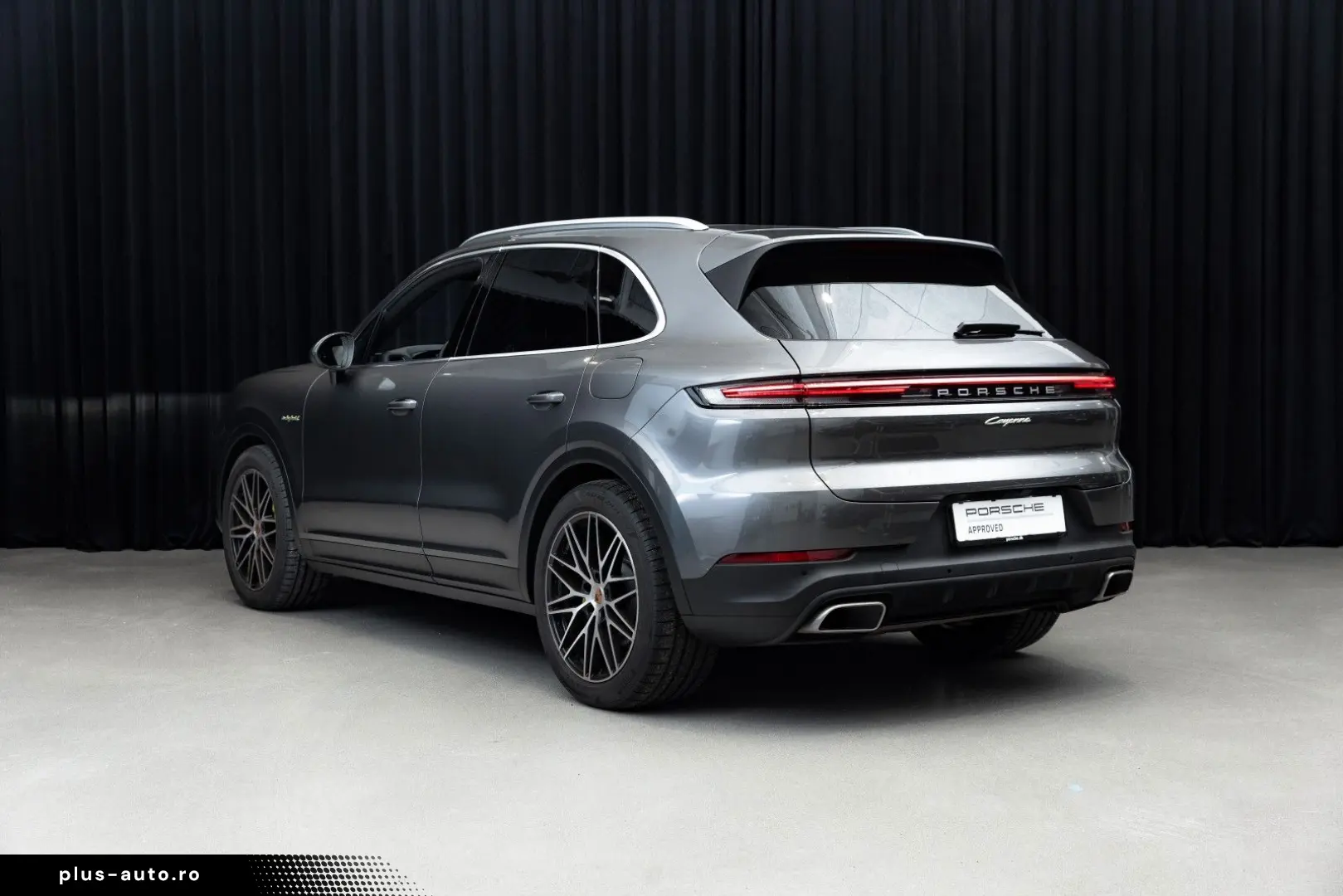 PORSCHE Cayenne E-Hybrid