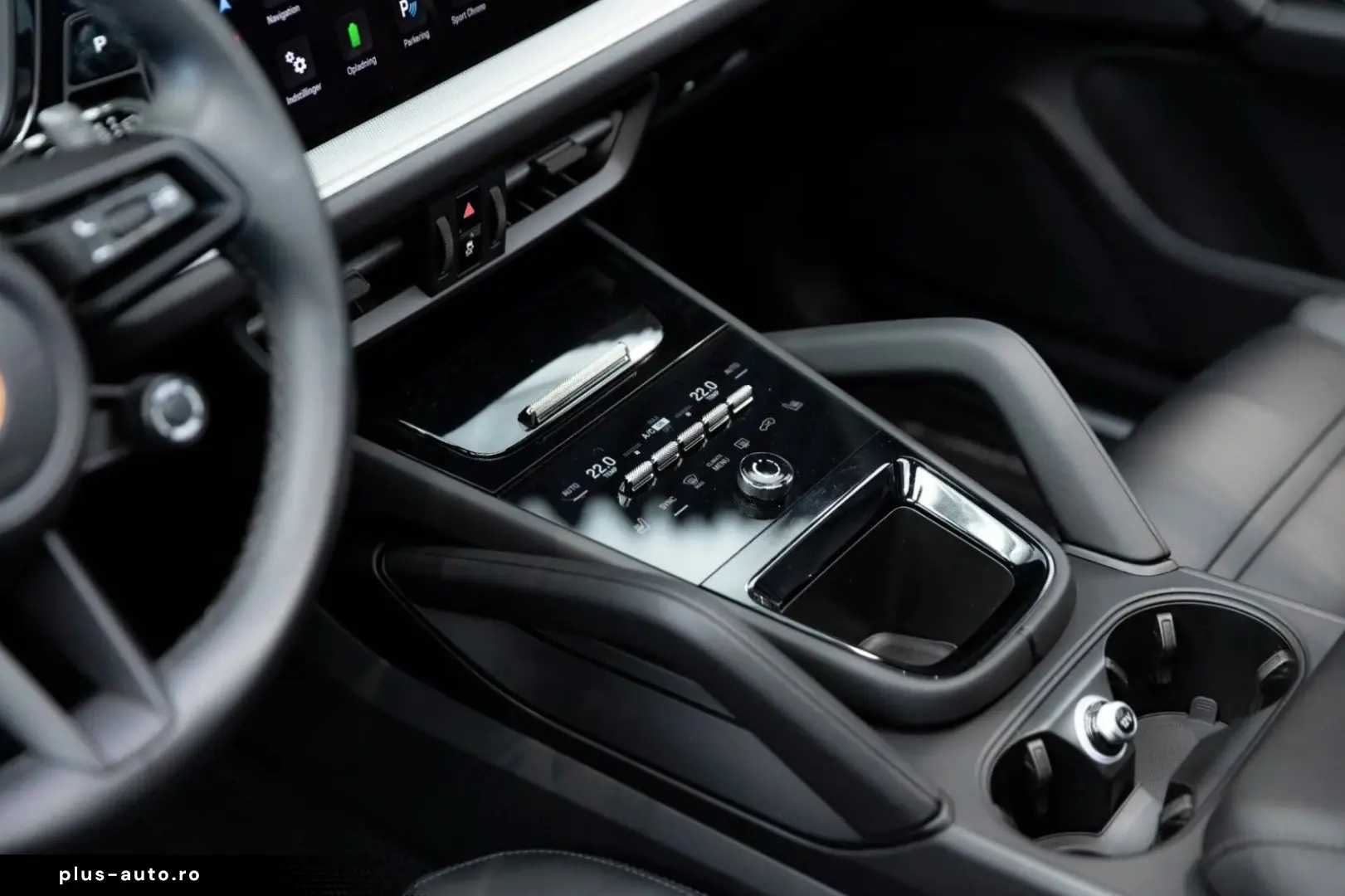 PORSCHE Cayenne E-Hybrid