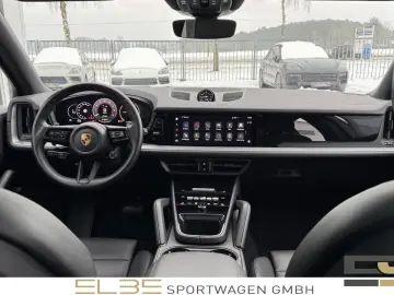 PORSCHE Cayenne E-Hybrid PANO INNO LUFT360  SWA 14W 1.Hd
