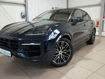 PORSCHE Cayenne Coupe Panorama AHK Luft BOSE ACC 4xSHZ