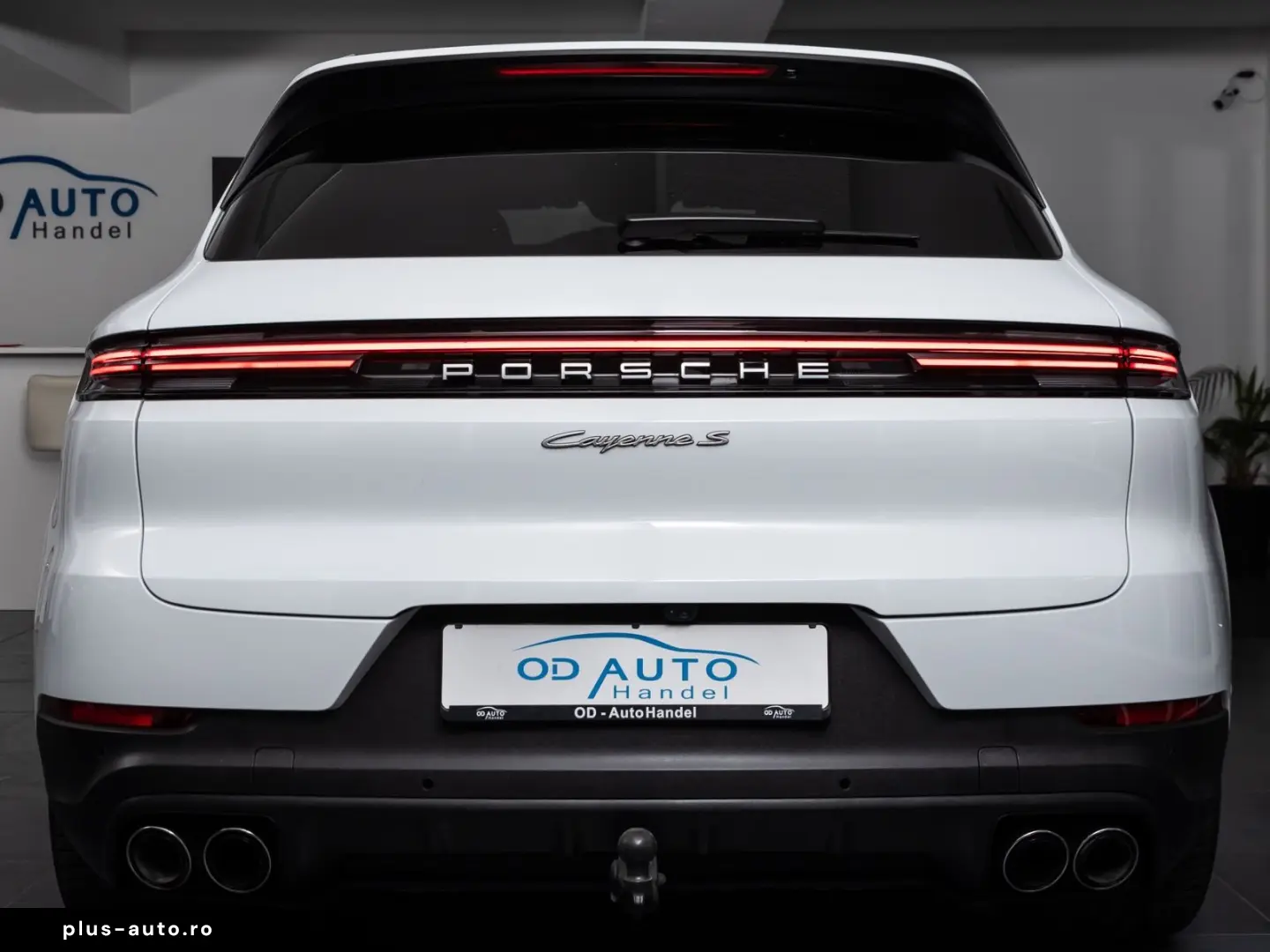 PORSCHE Cayenne S E-Hybrid Pano AHK Nacht HD-Matrix Inno