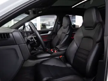 PORSCHE Cayenne S E-Hybrid Pano AHK Nacht HD-Matrix Inno