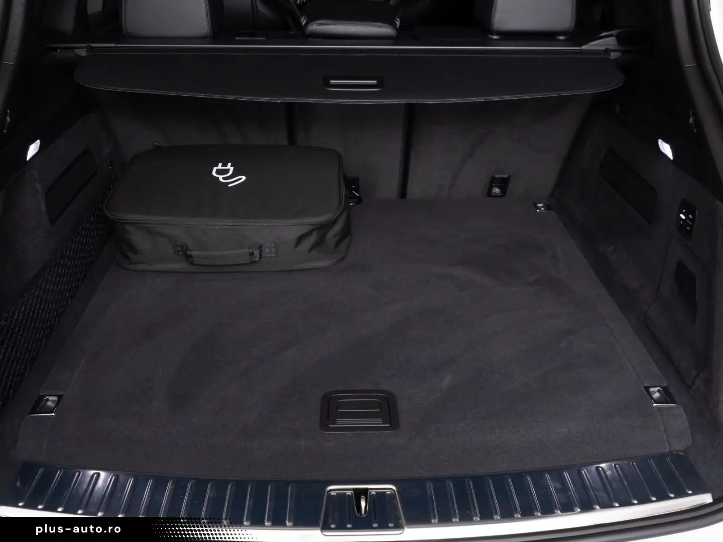 PORSCHE Cayenne S E-Hybrid Pano AHK Nacht HD-Matrix Inno