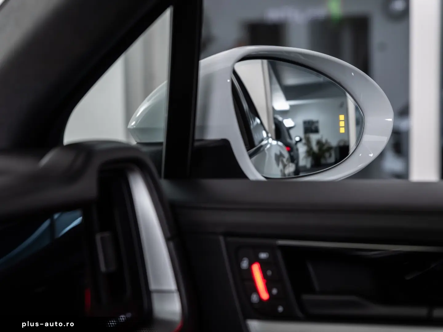 PORSCHE Cayenne S E-Hybrid Pano AHK Nacht HD-Matrix Inno