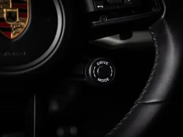 PORSCHE Cayenne S E-Hybrid Pano AHK Nacht HD-Matrix Inno