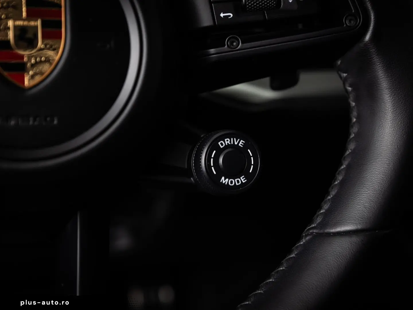 PORSCHE Cayenne S E-Hybrid Pano AHK Nacht HD-Matrix Inno