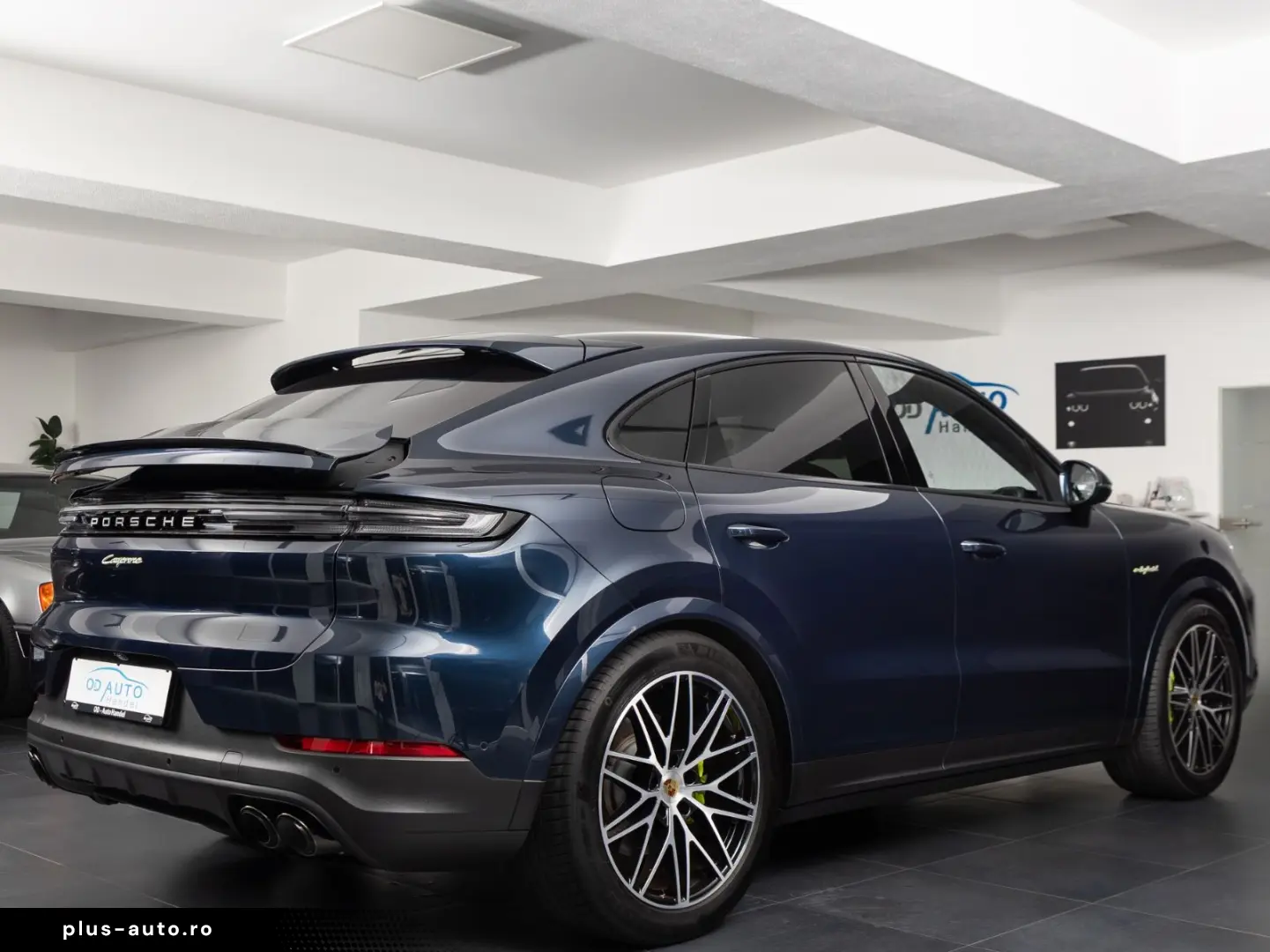 PORSCHE Cayenne E-Hybrid Coupe Beifahrerdispl Nachtsicht