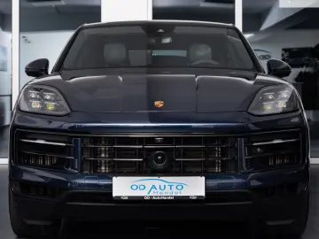 PORSCHE Cayenne E-Hybrid Coupe Beifahrerdispl Nachtsicht