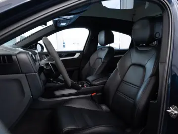 PORSCHE Cayenne E-Hybrid Coupe Beifahrerdispl Nachtsicht