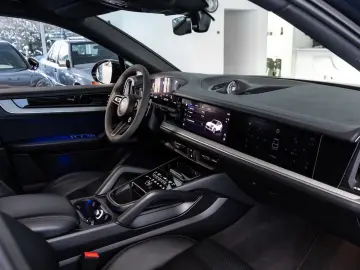 PORSCHE Cayenne E-Hybrid Coupe Beifahrerdispl Nachtsicht