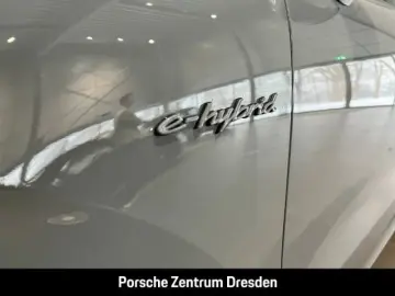 PORSCHE Cayenne E-Hybrid Pano Luft Inno 21  Memory Bose