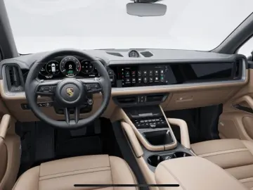 PORSCHE CayenneE-Hybrid  Allrad  Hinterachslenkung 470PS