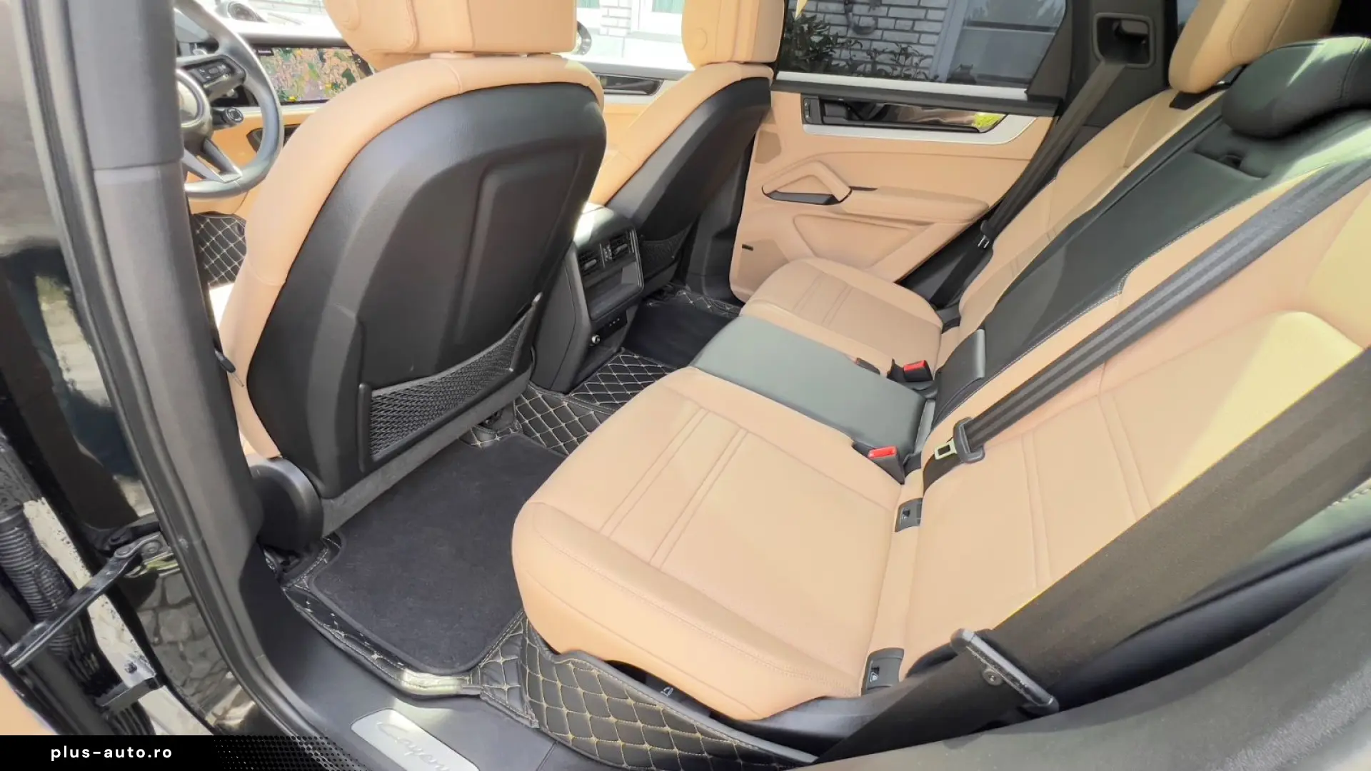 PORSCHE CayenneE-Hybrid  Allrad  Hinterachslenkung 470PS