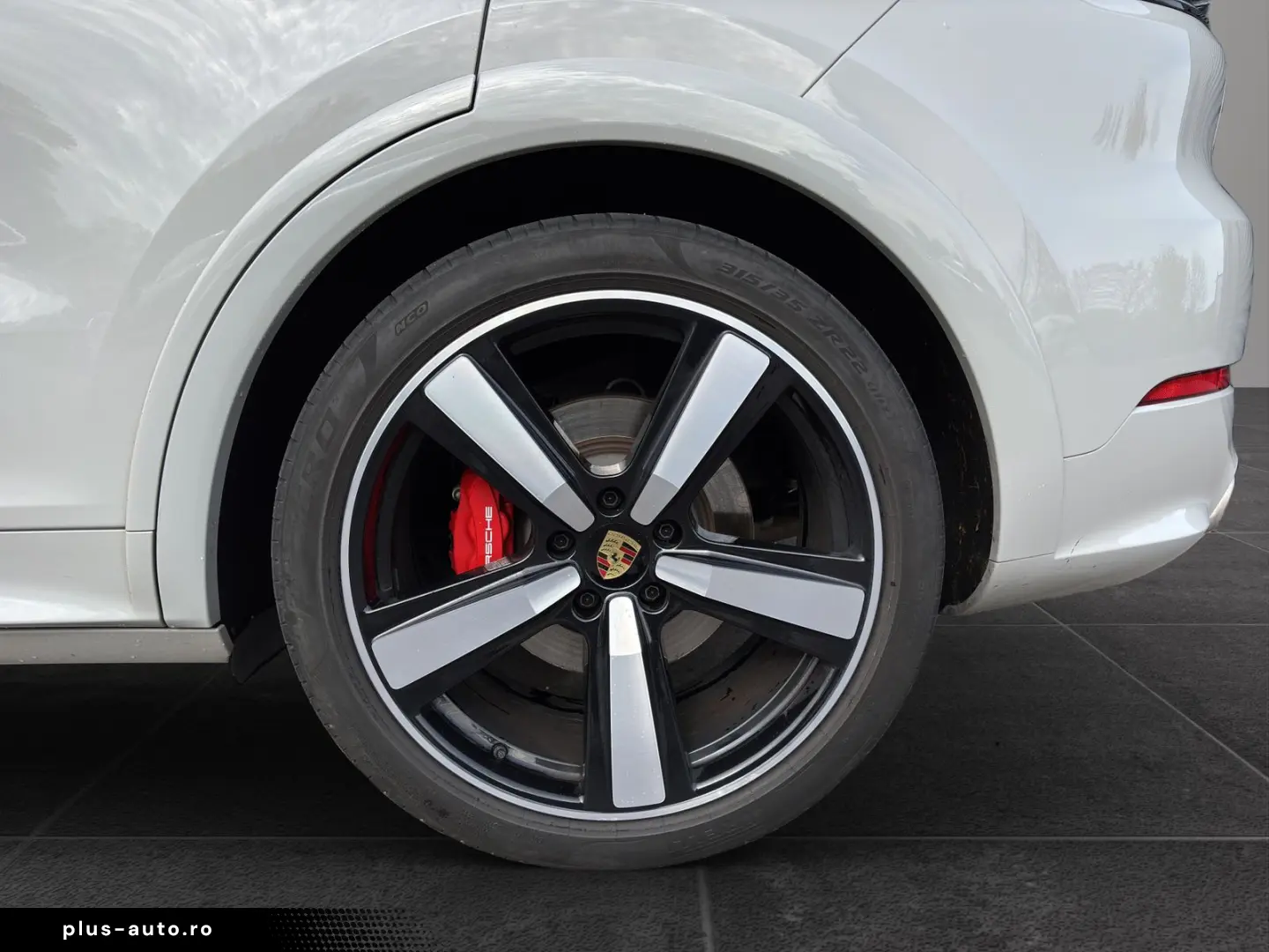 PORSCHE Cayenne E-Hybrid   SportDesign Paket   22-Zoll