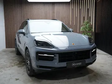 PORSCHE Cayenne E-Hybrid PANO   LUFT   AHK   INNO   Matr
