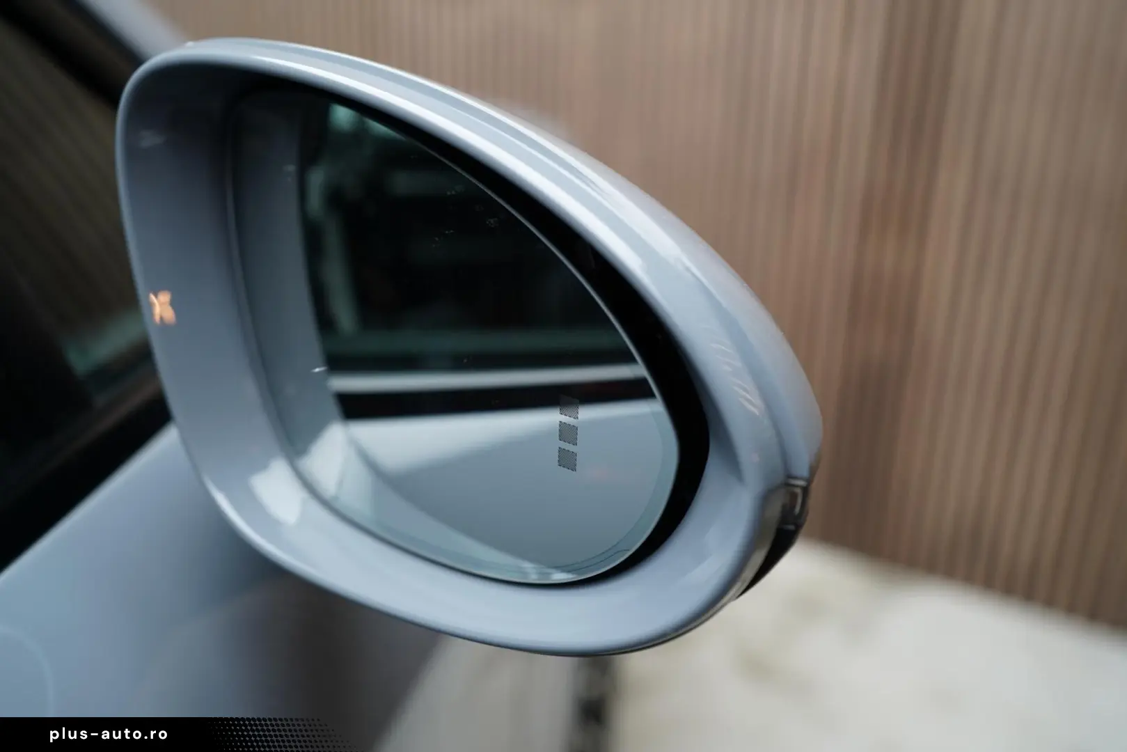 PORSCHE Cayenne E-Hybrid PANO   LUFT   AHK   INNO   Matr