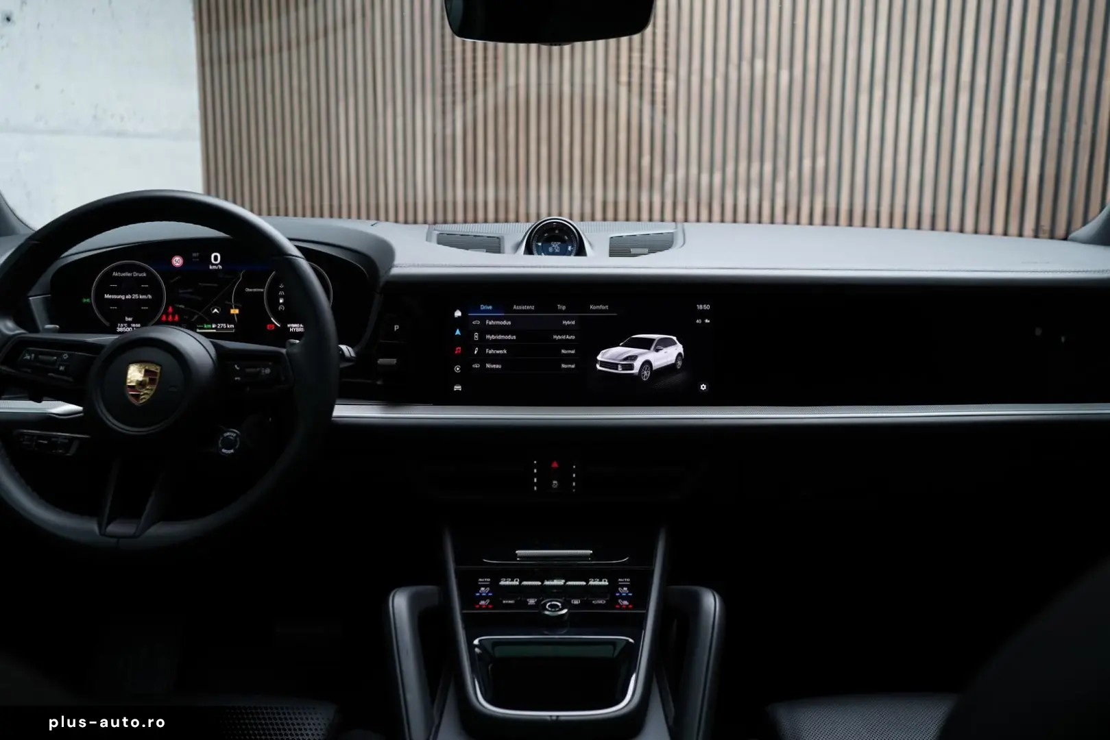 PORSCHE Cayenne E-Hybrid PANO   LUFT   AHK   INNO   Matr