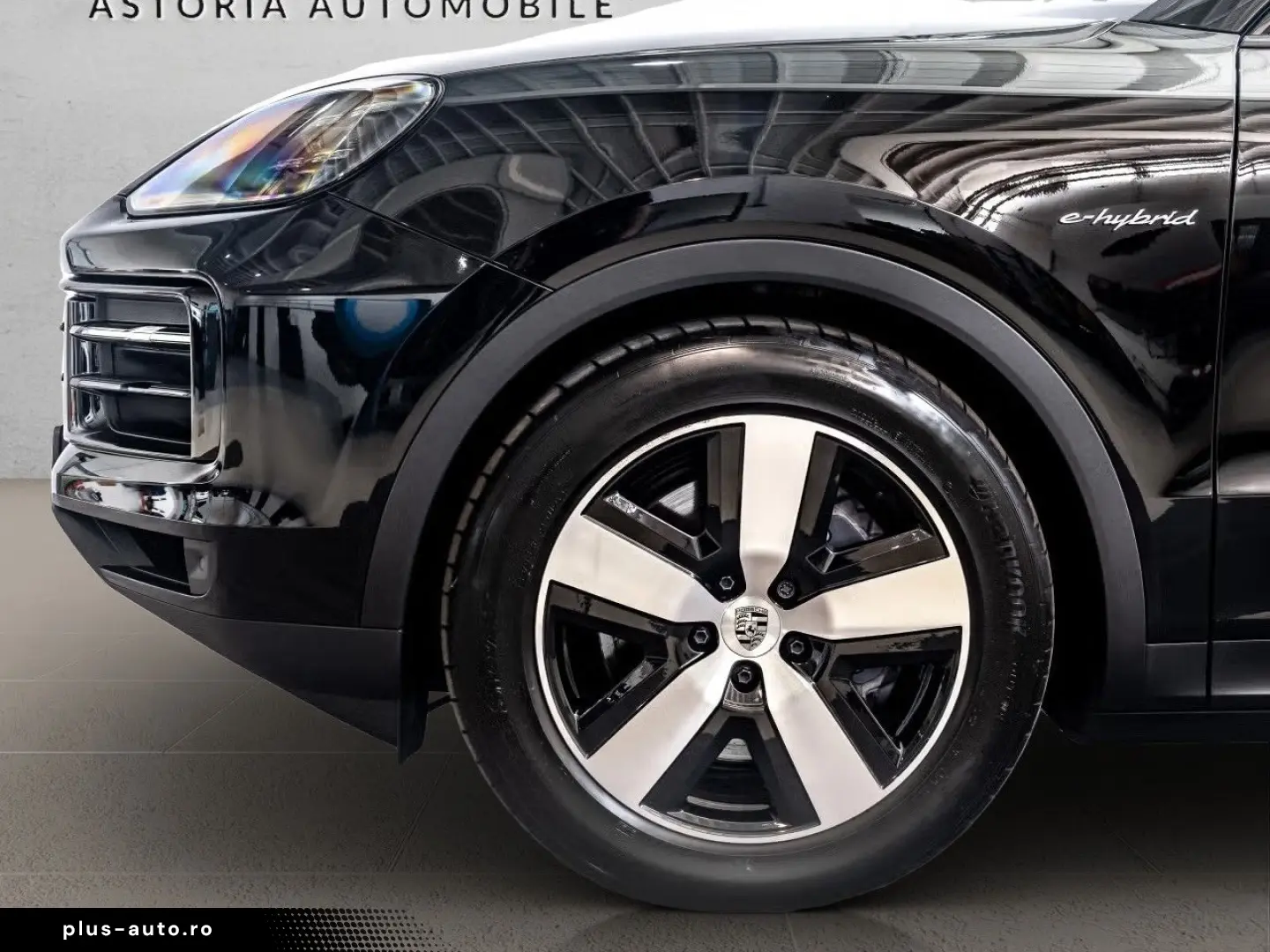 PORSCHE Cayenne Coupé Hybrid Facelift HD-Matrix HuD 14w