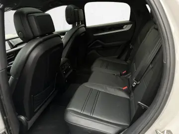 PORSCHE Cayenne E-Hybrid Coupé Soft-Close 360  BOSE