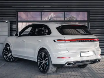 PORSCHE Cayenne Basis