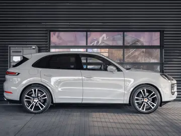 PORSCHE Cayenne Basis
