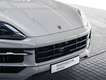 PORSCHE Cayenne Basis