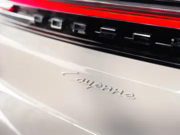 PORSCHE Cayenne Basis